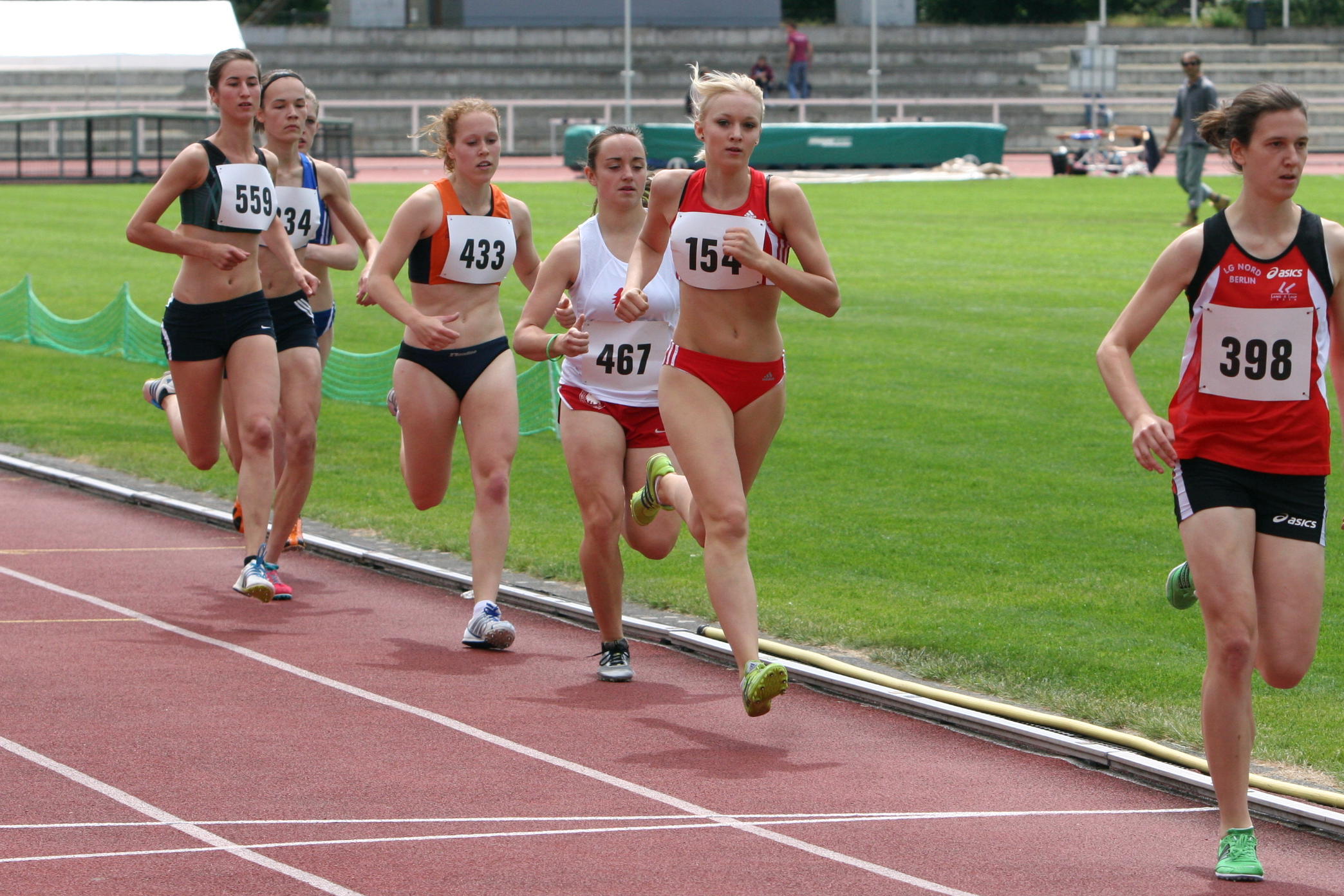 200 m