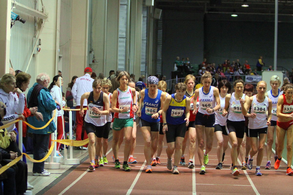 Start 3.000 m Hallengehen