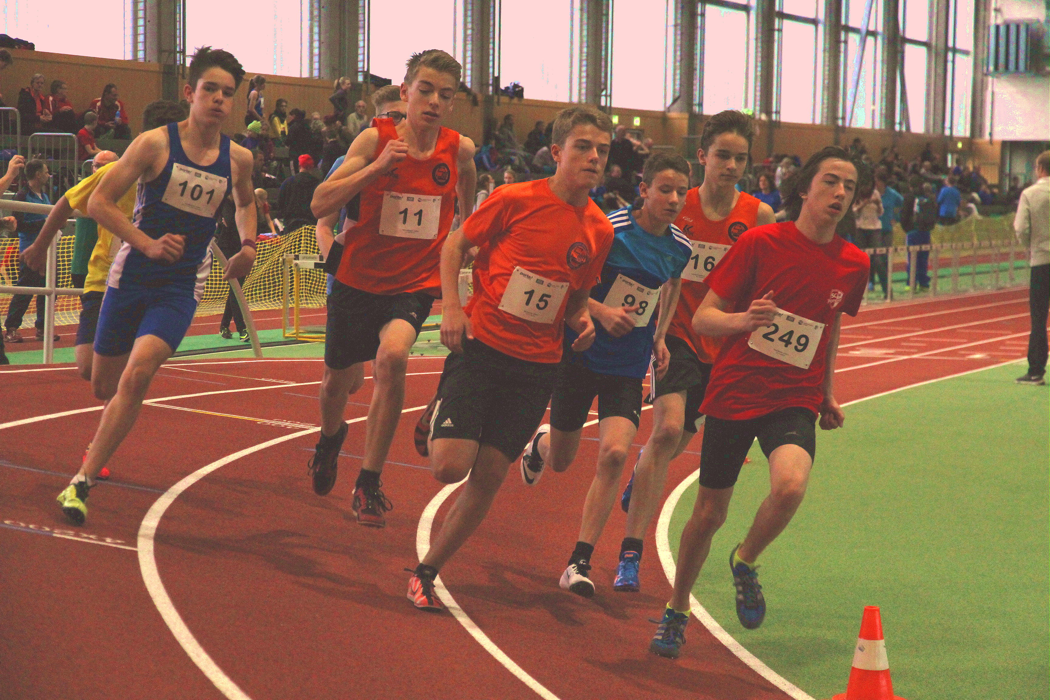 Start 800 m