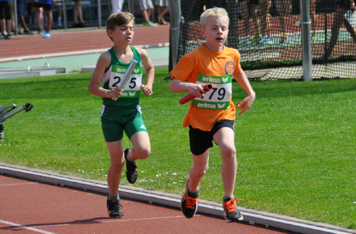 U12