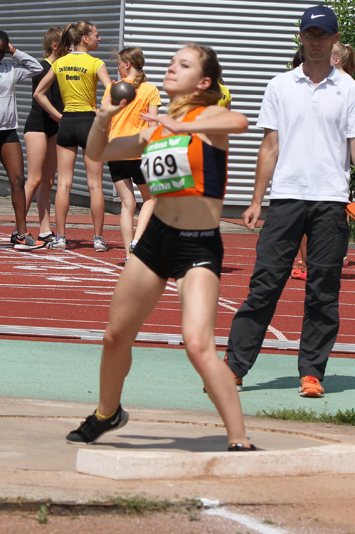 Tonia Albrecht