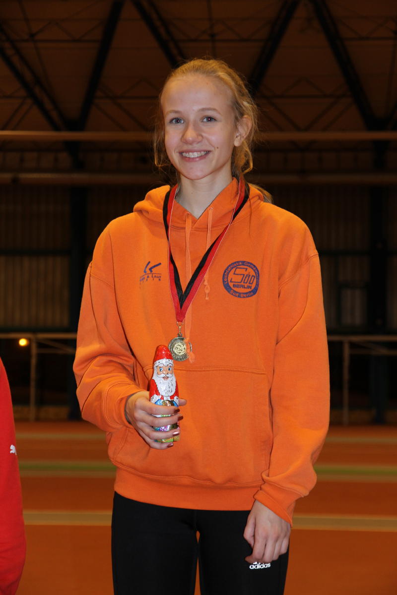 Tari Holz