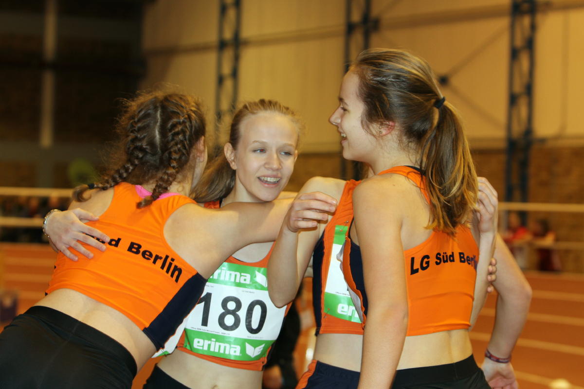 Freude in der 4 x 200 m Staffel