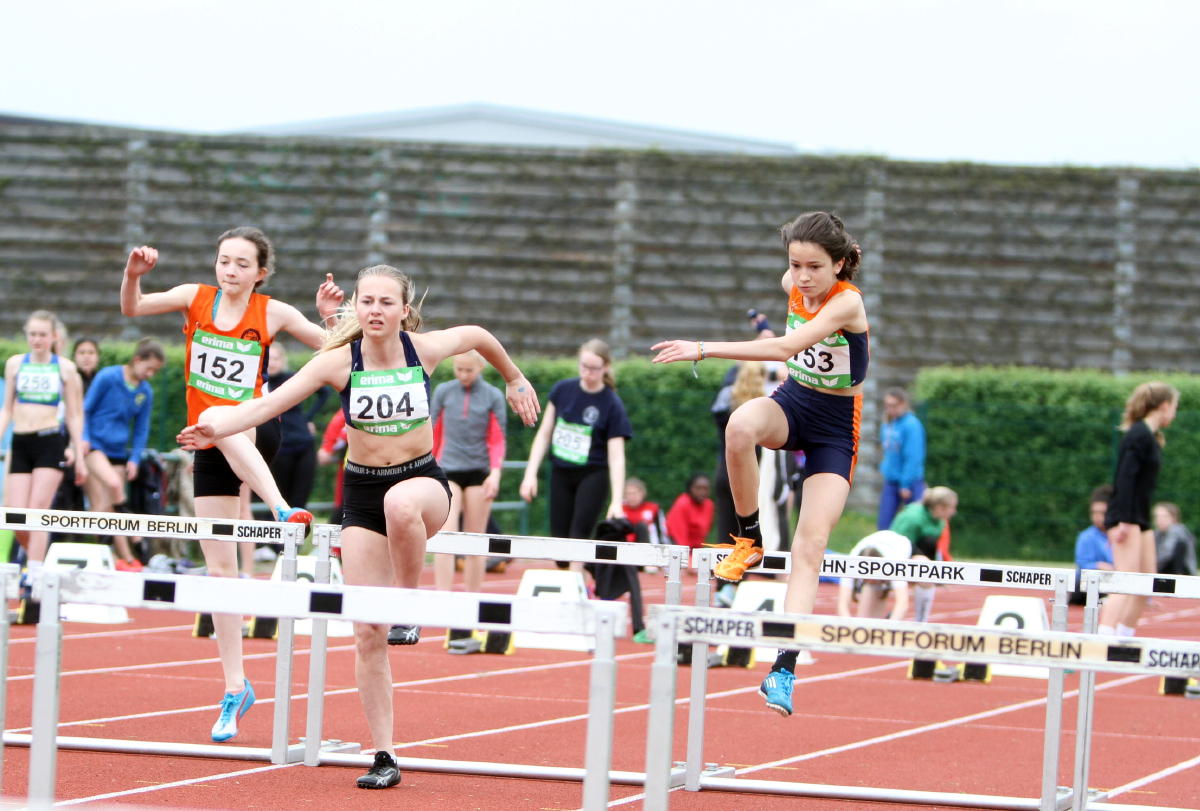 80 m Hürdenlauf W14