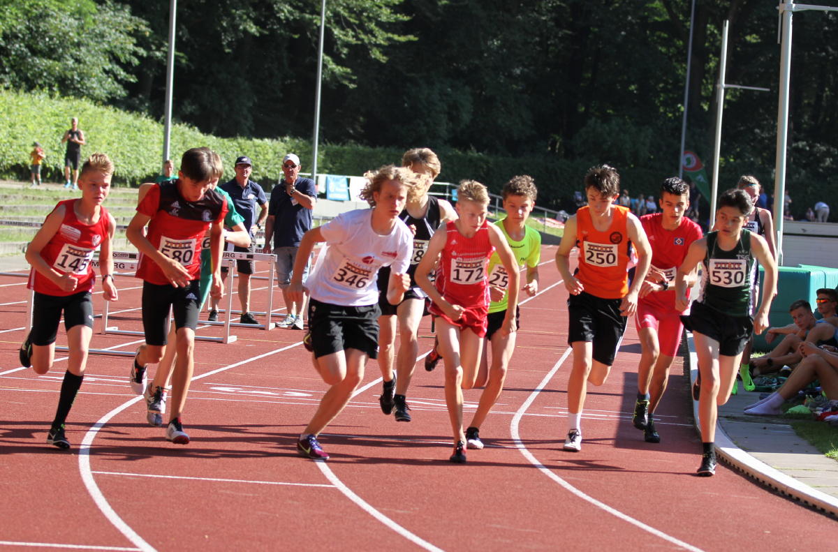 Start 3000 m U16