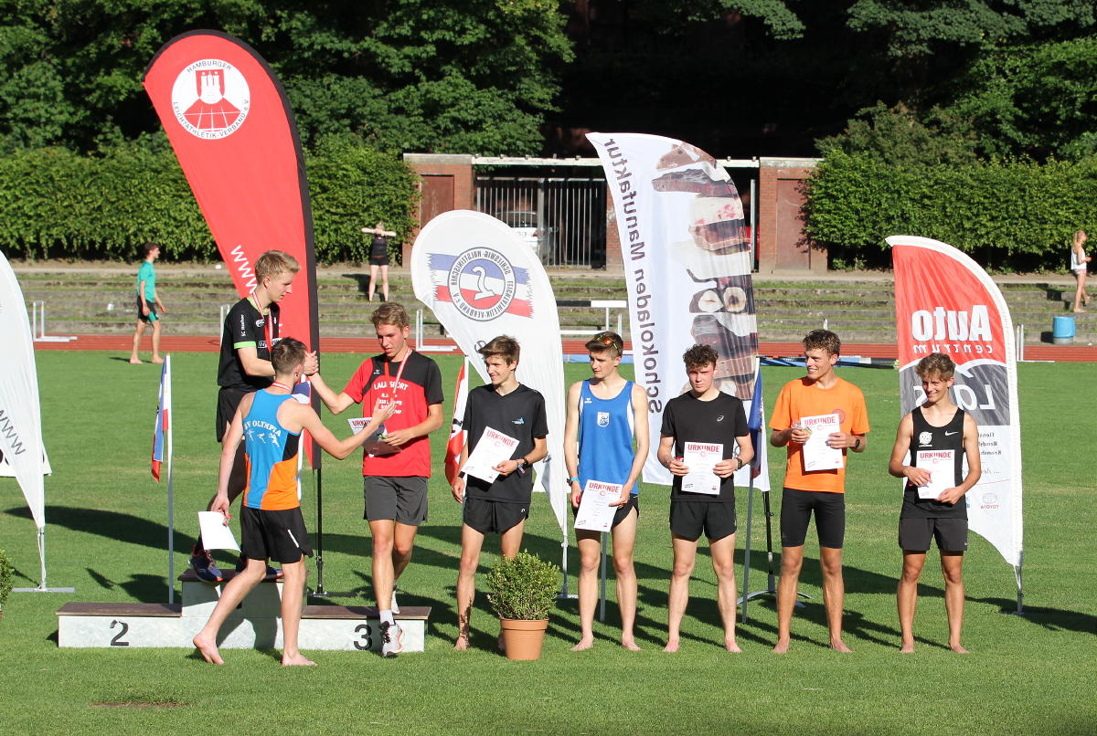 Siegerehrung 5.000 m Lauf