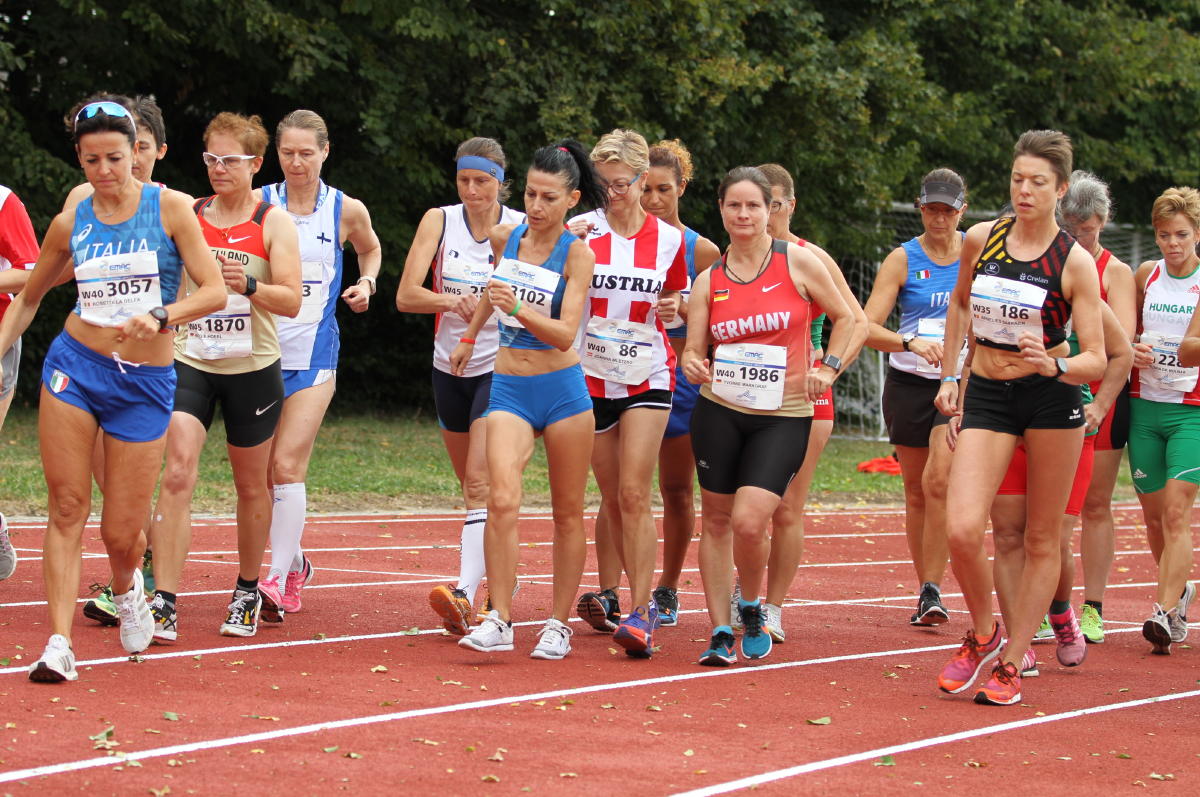 Start 5000 m Bahngehen
